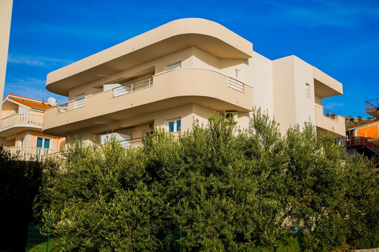 Maiv Residence - Family & Designer Suites Rogoznica  Exteriör bild