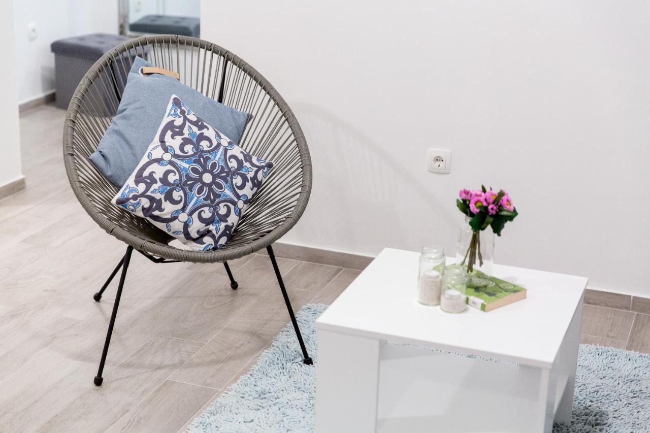 Maiv Residence - Family & Designer Suites Rogoznica  Rum bild