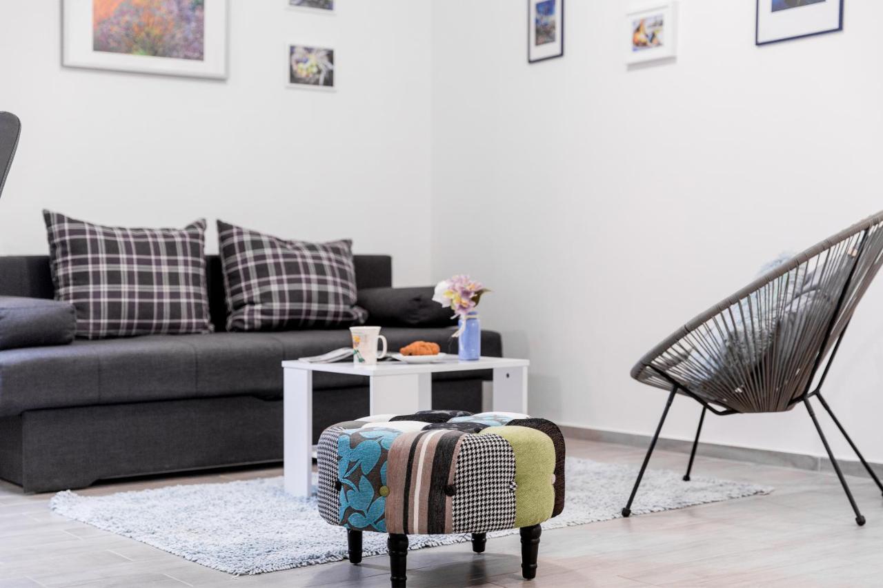 Maiv Residence - Family & Designer Suites Rogoznica  Rum bild